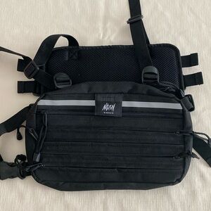 NORM Chest Bag